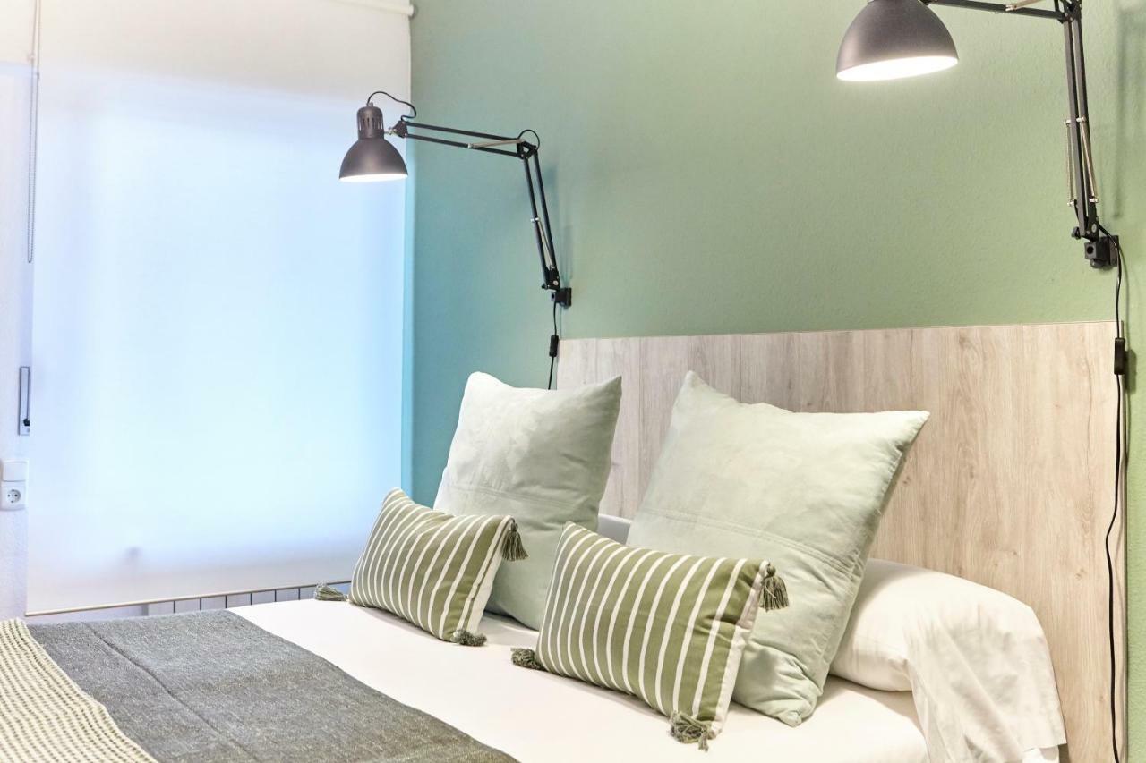 Salaberria Apartment With Private Garage Сан Себастиан Екстериор снимка